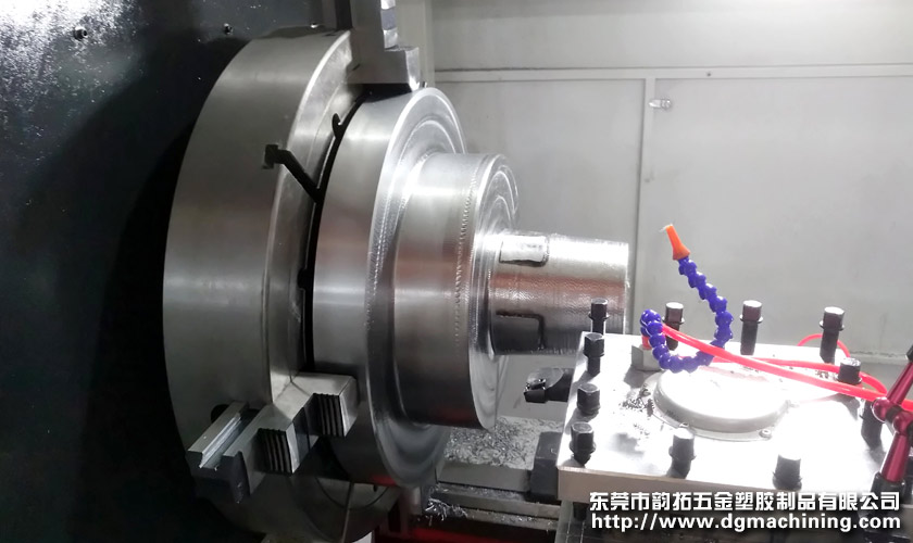 大型數(shù)控車(chē)床加工